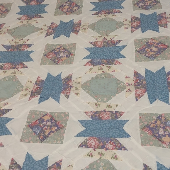 handmade Other - Vintage handmade quilt size 90/84